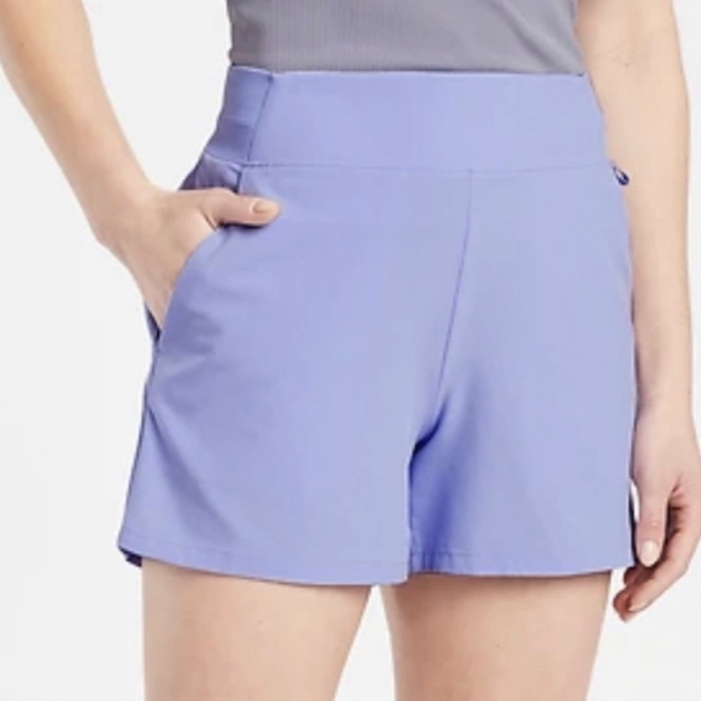 NWOT Athleta Brooklyn shorts 8 💜